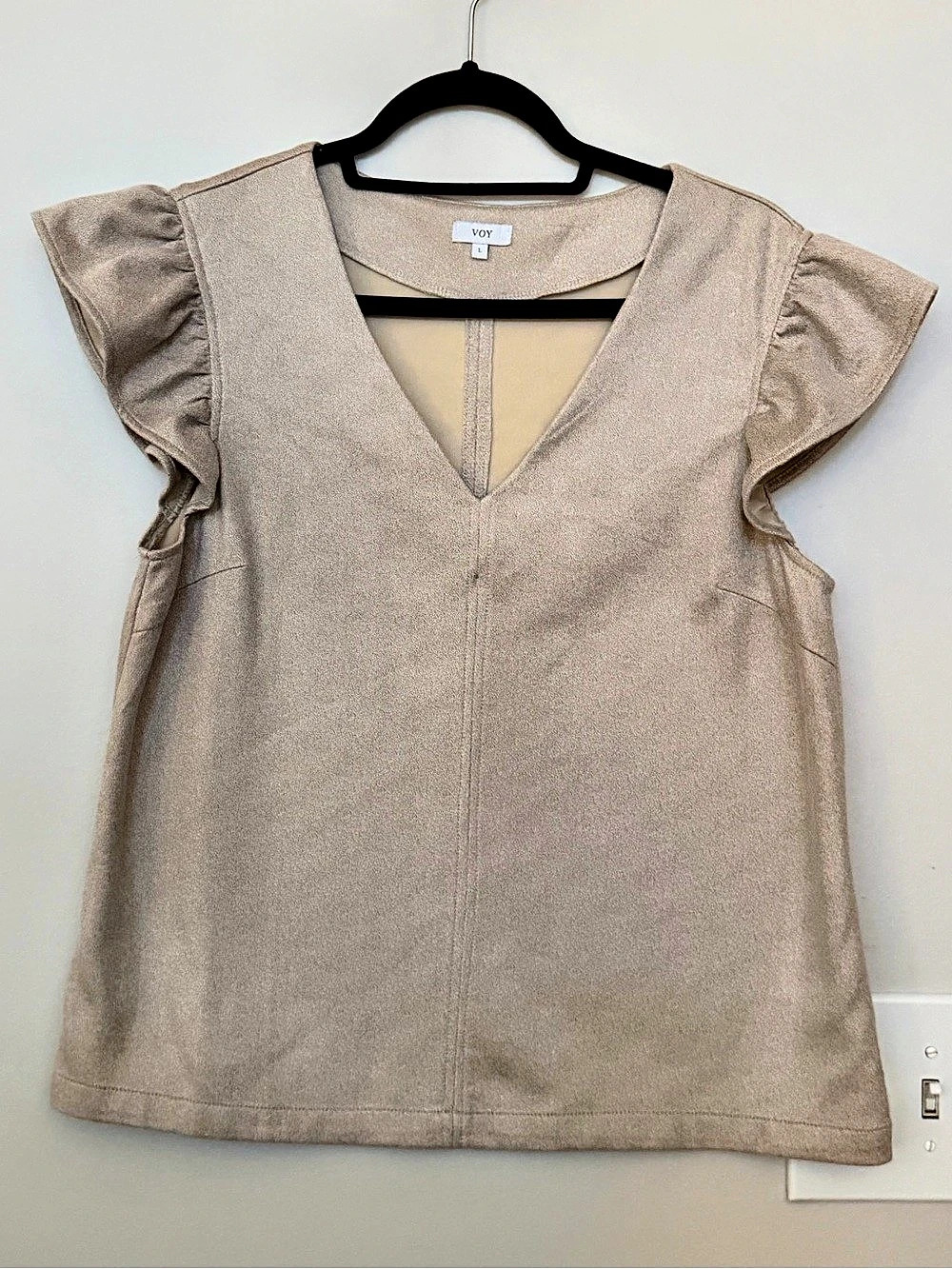 VOY Beige Ruffle Sleeve Blouse Like New